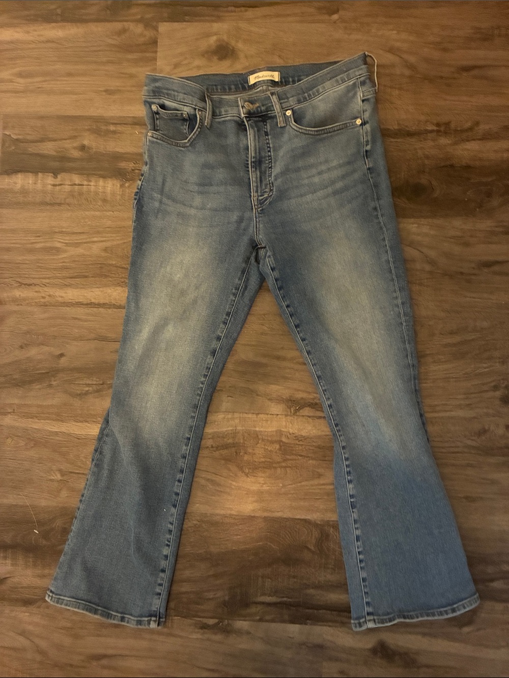 Madewell Light Blue Flare/ Kick out jeans